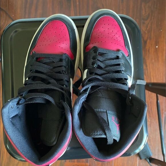 Air Jordan 1 retro Mid red white black Nike dunk yeezy - Picture 4 of 4